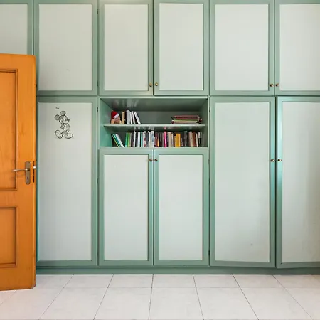Palazzo Reale & Piazza Indipendenza Roomy Flat Appartamento *